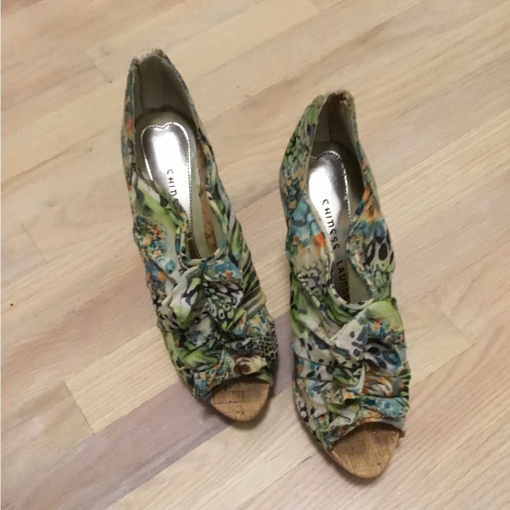 Chinese Laundry colorful heels size 8